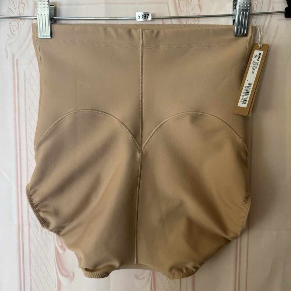 NWT SKIMS Body Core Sculpt Butt Lifting Brief In Clay Size S $74